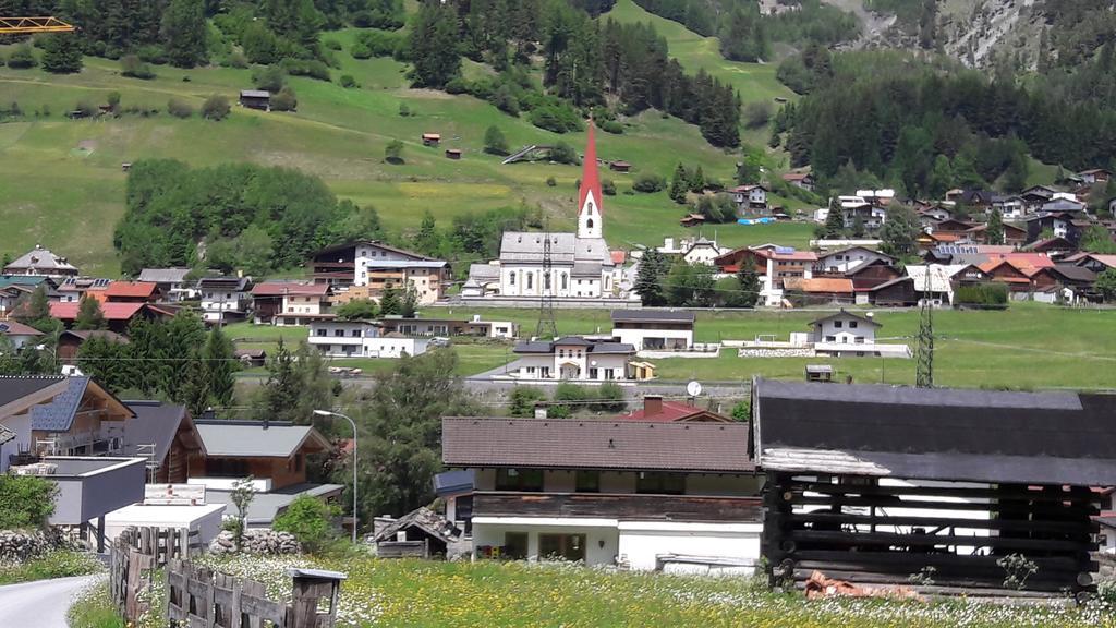 Apartamento Haus Mattle Pettneu am Arlberg Exterior foto
